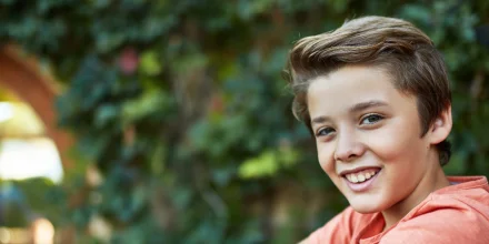 Votre enfant a 11 ans ? Offrez-lui une immersion linguistique inoubliable avec une remise allant jusqu’à 350€ grâce au Pass Colo !