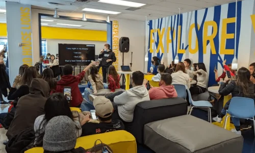 Salle de classe École Bayswater à Toronto