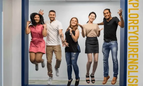 École Bayswater à Toronto