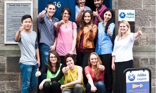 étudiants ALBA English School à Edimbourg, en Ecosse