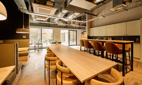 Salle à manger The Spireworks Residence 18+ Oxford séjour linguistique CLC