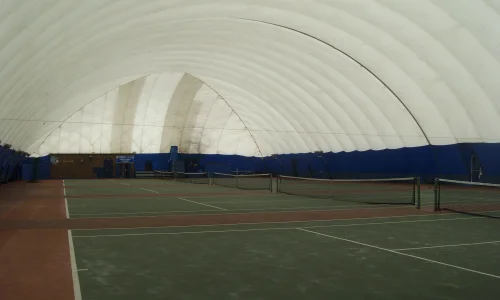 Saint Peters University terrain de tennis - Résidence New-York - CLC