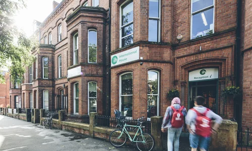 IH Belfast séjour linguistique CLC