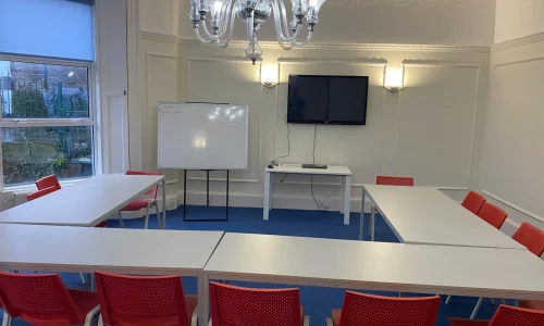 salle de classe École CES à Cork