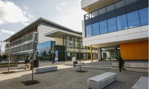 Immersion linguistique et vie en résidence à Londres