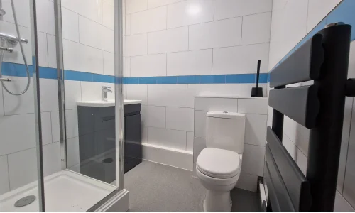 Salle de bains moderne au sein de la résidence St George's College