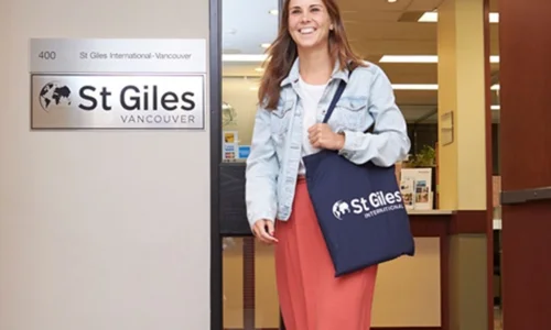 étudiante École St Giles à Vancouver - sejours linguistiques - CLC