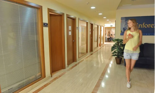 Couloir Enforex Barcelone - séjour linguistique - CLC