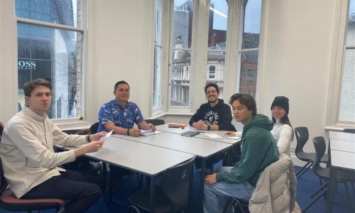 Bayswater Liverpool Cours