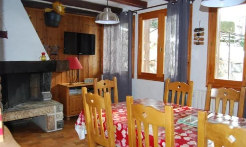 Salle à manger commune le Serre Che