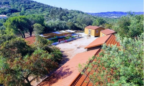 Extérieur du camping Les Fauvettes Corse