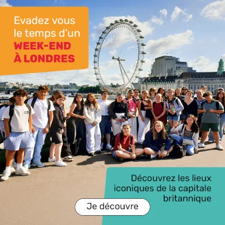 Adolescents sur Westminster Bridge posant devant le mythique London Eye