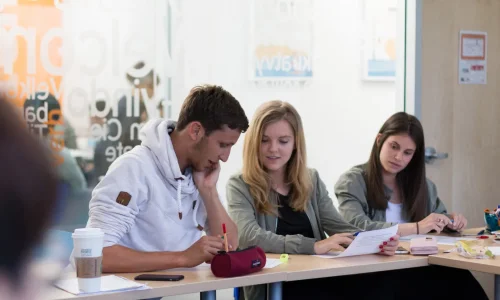 École EC Los Angeles - étudiants