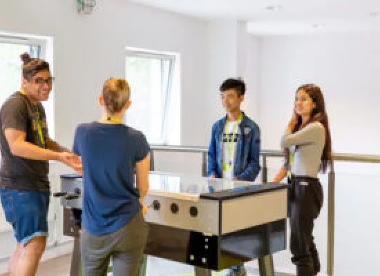 Sejours linguistiques ados : anglais en campus international à Londres - CLC