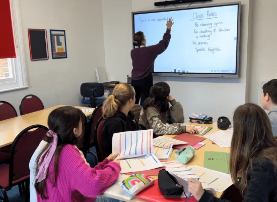 étudiants en cours d'anglais à Margate