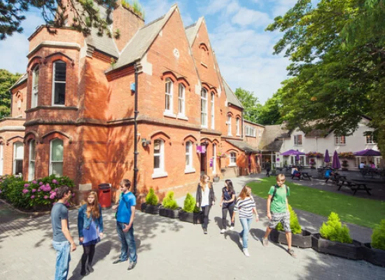 Apprendre l'anglais avec CLC