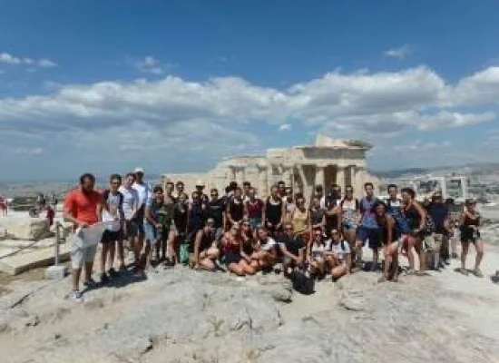 Jeunes en colonie de vacances