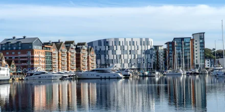 Cours d'anglais et vie sur un campus en Angleterre