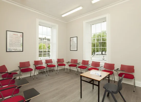 salle de classe prépa à Dublin - école ATLAS
