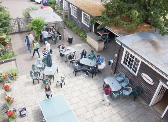 Cour de l'école de langue à Oxford