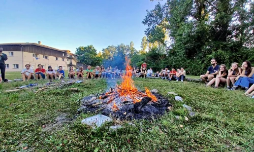 feu-de-camp-colonies-de-vacances