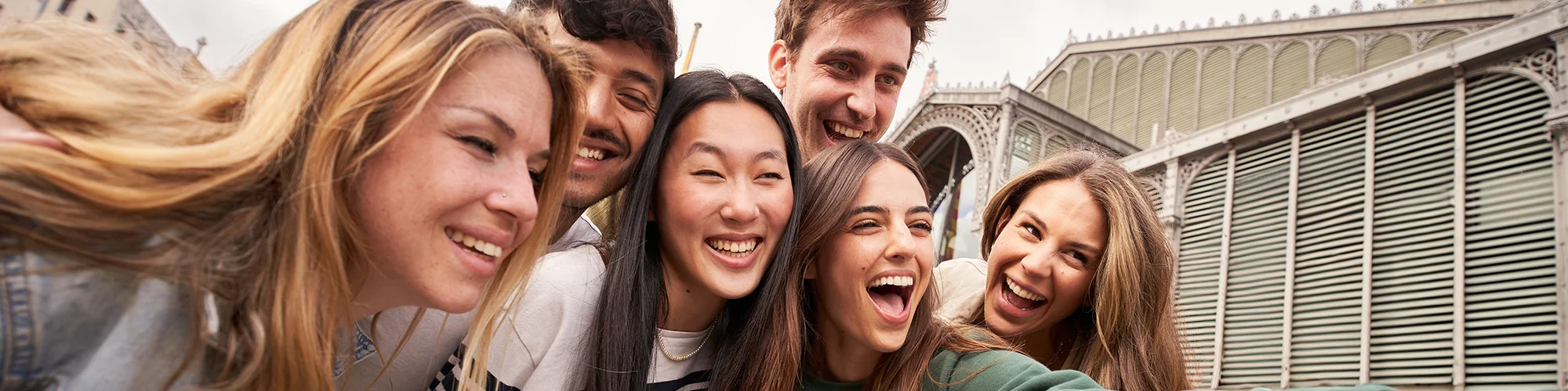 Séjours-linguistiques-Spécial-jeunes-adultes