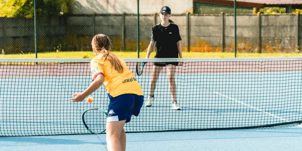 colo-anglais-et-tennis-macon