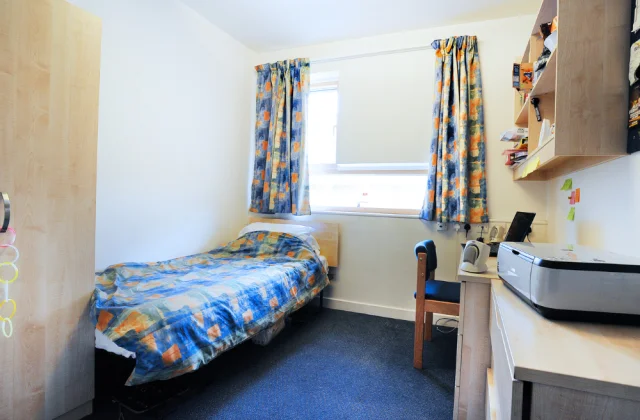 sejour linguistique Londres campus chambre