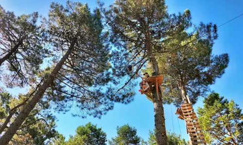 colo-american-vilage-accrobranche