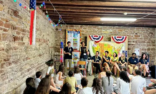 colo-american-village-aze