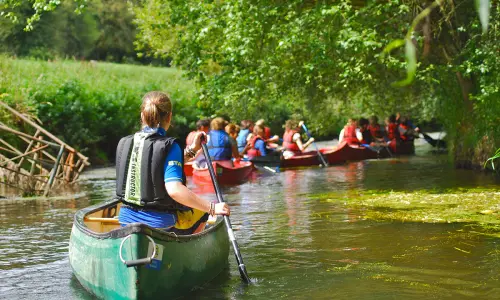 summer-camp-liddington-nacel-canoe