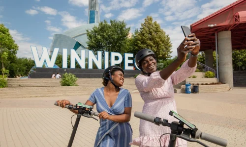 Canada immersion Winnipeg sign amies