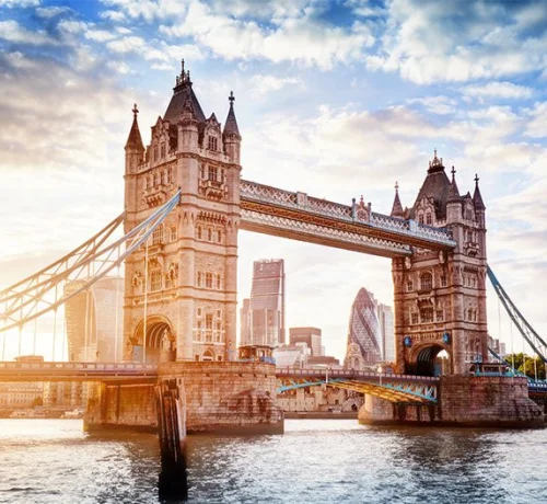 Séjour Anglais Spécial 16-19 ans à Londres - Famille: cours d'anglais et découverte "Around the World"